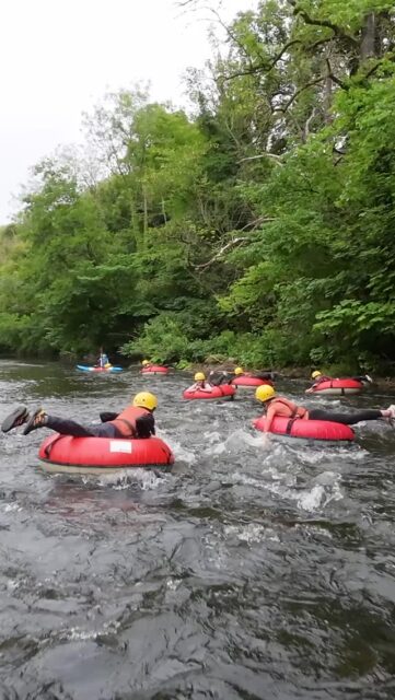 What better way to spend a lazy summer afternoon, than floating down the River Derwent at Willersley Castle in our River Rings activity. Just watch out for the River Rapids at the end!! 

#riverrings #wagtersports #WillerselyCastle