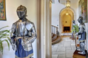 Inside Le Château du Broutel